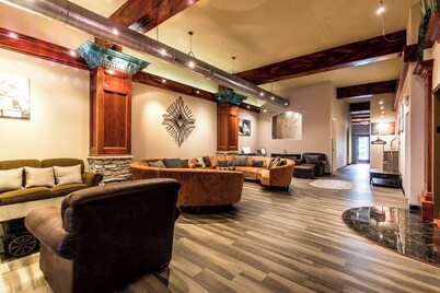 Soul - 4 bedroom apartment with a blues theme