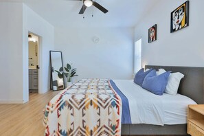 Room - Cozy & Modern 3BR Near Texas Tech with Garage Parking (Lubbock)