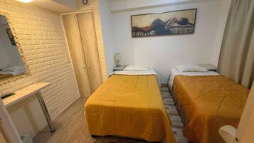Classic Quadruple Room