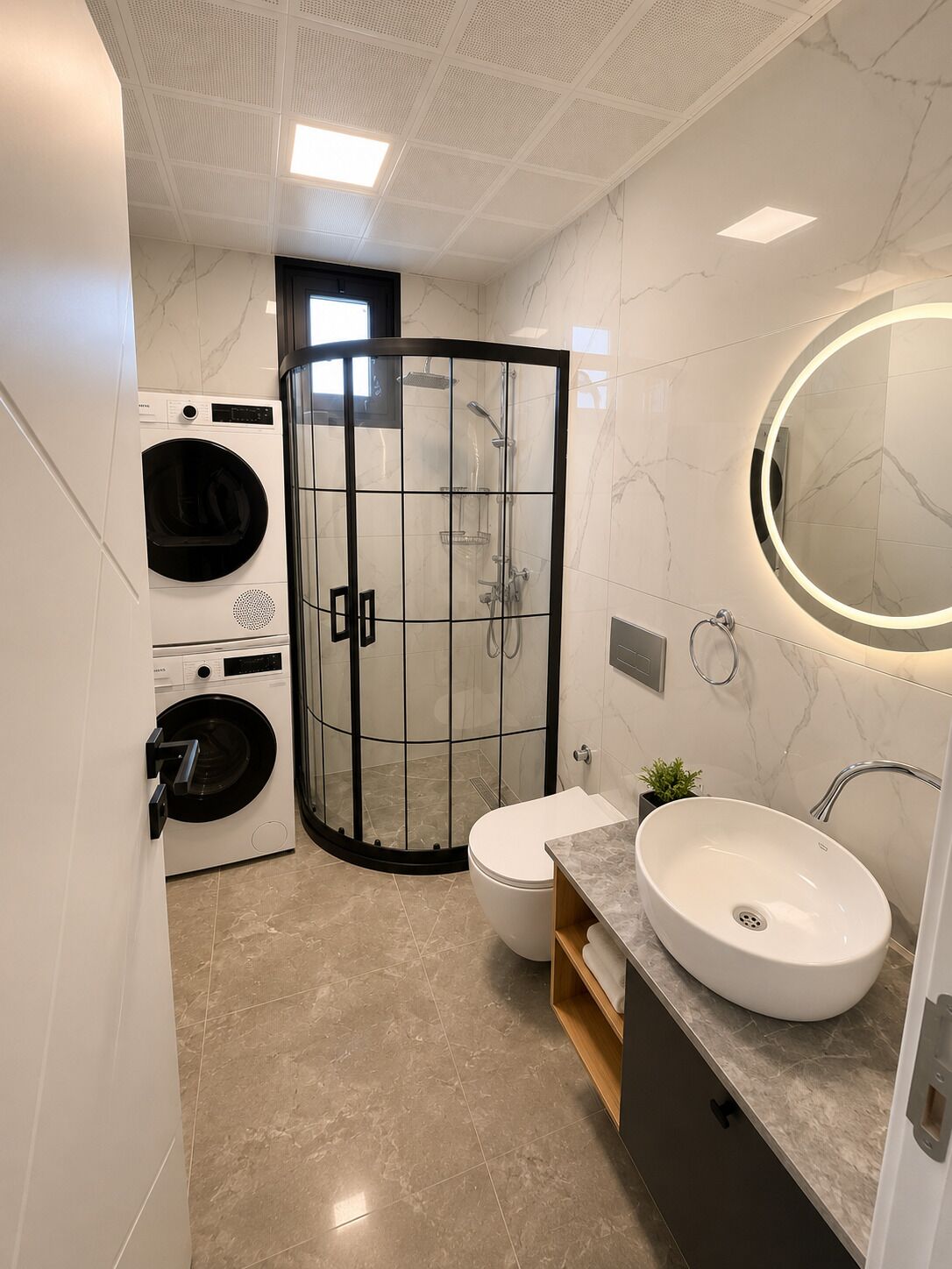 Leilighet – deluxe, balkong, fjellutsikt | Bad | Dusj, regndusjhode, hårføner og tøfler