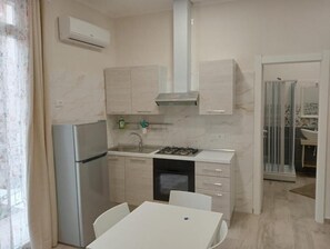 Deluxe Apartment | Private kitchen - Butterfly rooms & apartments (Palermo)