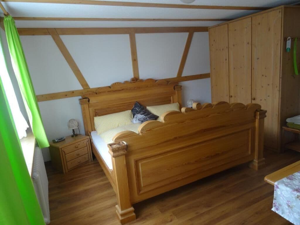 Double Room | Desk, iron/ironing board, free WiFi
