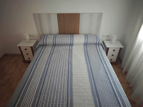 2 Schlafzimmer, Bügeleisen/Bügelbrett, WLAN, Bettwäsche