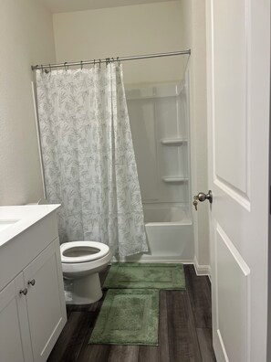 Hair dryer, towels, soap, toilet paper - Fully Furnished Two-Story Home with 4 Bedrooms and 3 Bathrooms (Hutto)