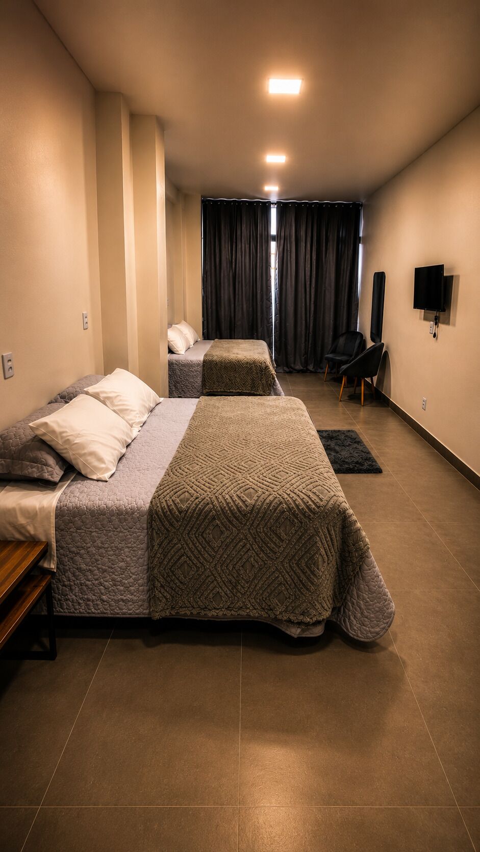 Comfort-Suite | Allergikerbettwaren, kostenlose Minibar, Verdunkelungsvorhänge