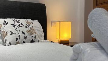 2 chambres, accès Internet, draps fournis