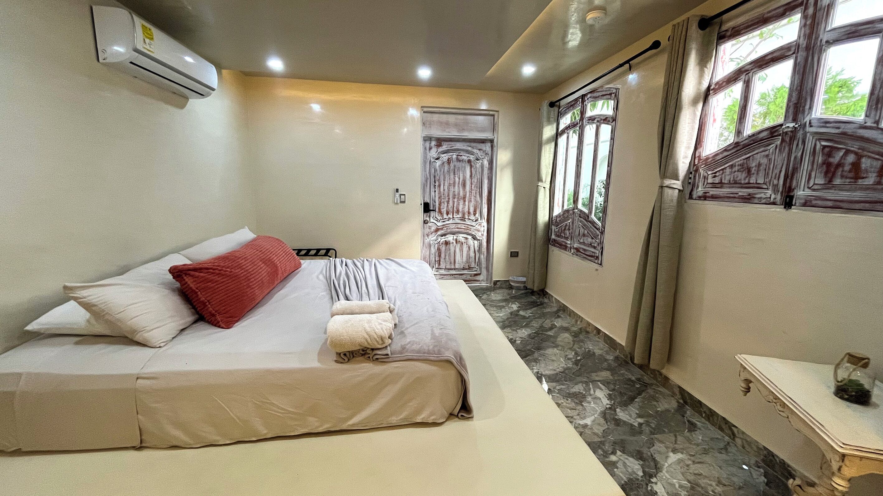 Basic Double Room, Courtyard View | WiFi (free), bed sheets