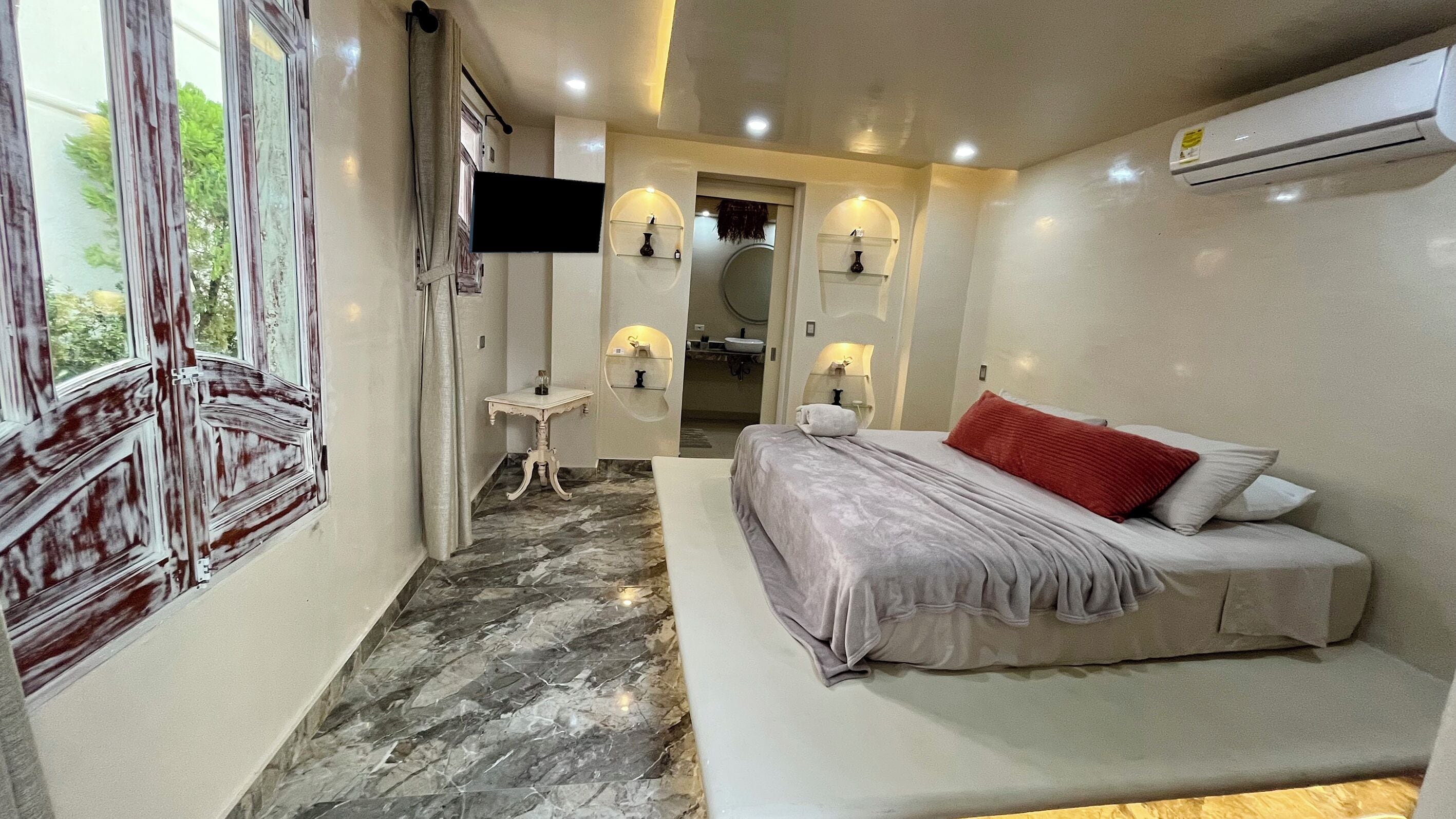 Basic Double Room, Courtyard View | WiFi (free)