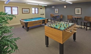Spielezimmer