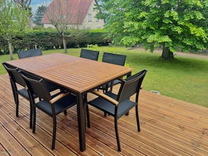 Outdoor dining - Under the spell (Touques)