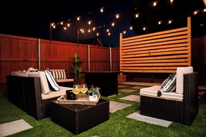 Terrace/patio - POOL , MINI GOLF & OUTDOOR MOVIE THEATER (McKinney)