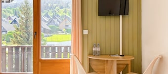 Cozy apartment at the foot of the slopes with a balcony