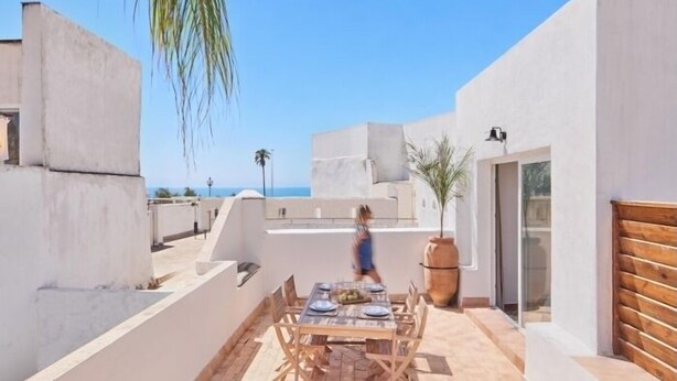 Outdoor dining - New penthouse with a private terrace in the heart of Cádiz. (Ciudad de Cadiz)
