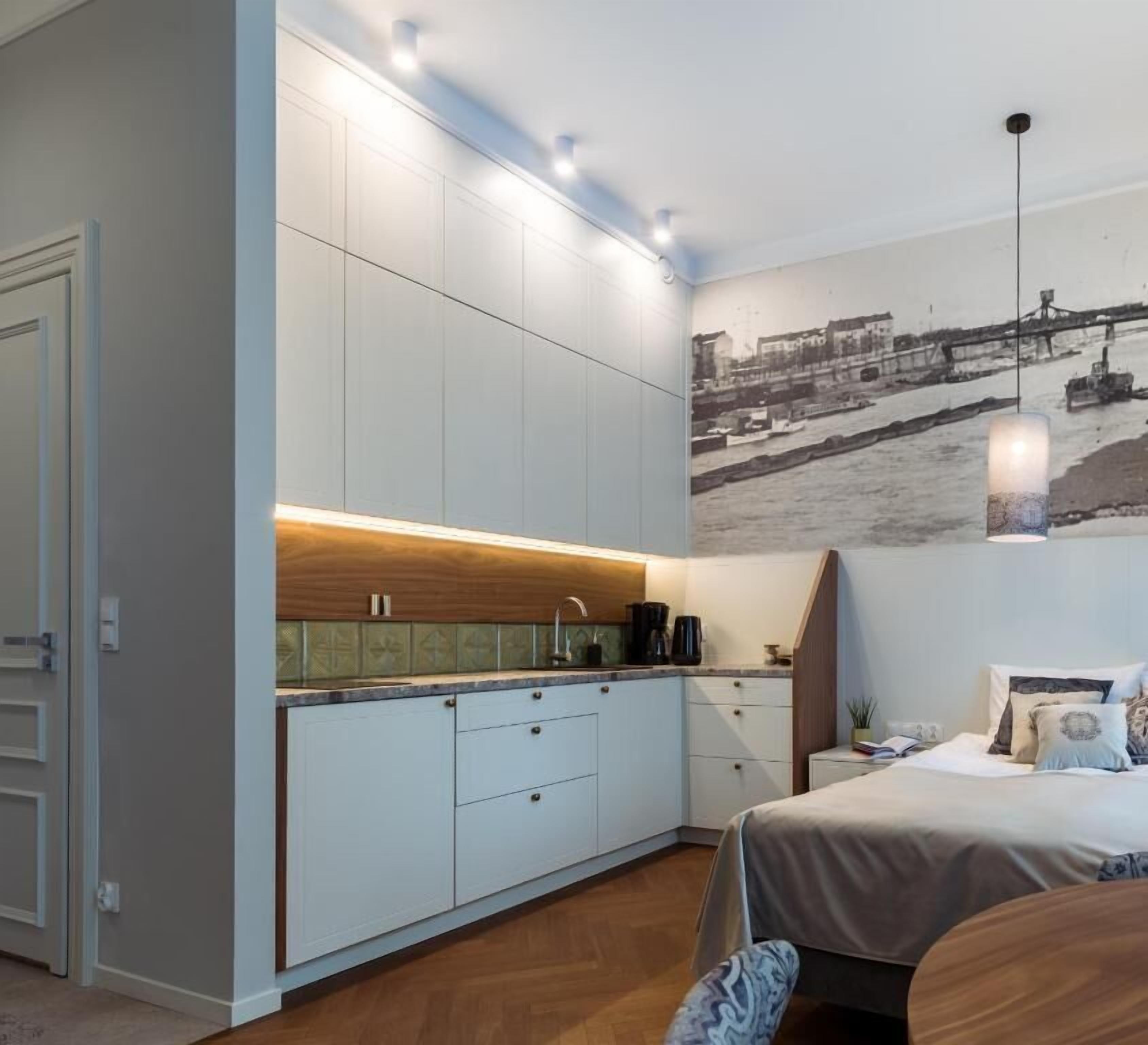 Familienstudio, Stadtblick | Schallisolierte Zimmer, Bügeleisen/Bügelbrett, kostenloses WLAN