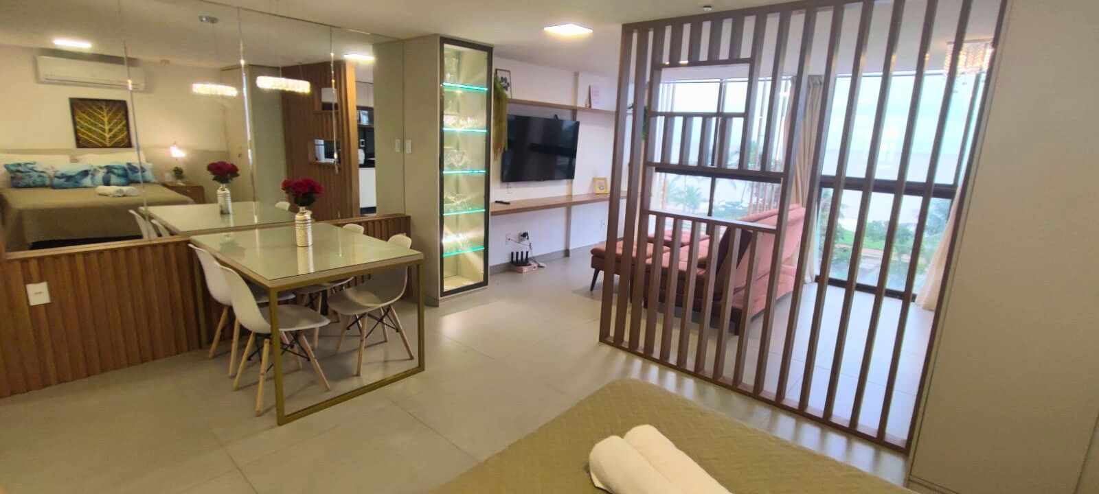 Estúdio luxo, 1 cama Queen e sofá-cama, para não fumantes, vista para a praia | Parte interna