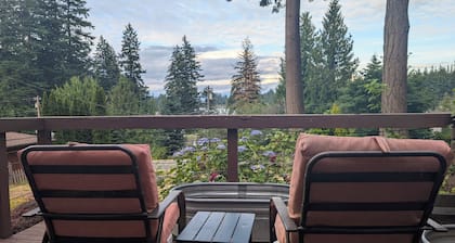 Invite Inn - Lake View - Pine Trees - Fire Pit - Grill