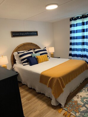 2 bedrooms, WiFi, bed sheets, wheelchair access