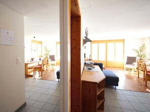 Fernseher, DVD-Player