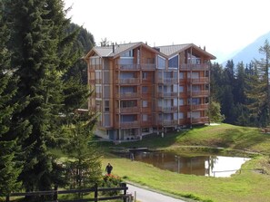 Esterni