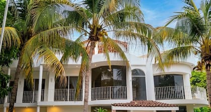 Casa Blanca Chacala: 4BR Oasis w/ Private Pool & Only Steps To The Beach