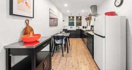 Caloundra Tropical Downstairs Stay – Pool & Garden