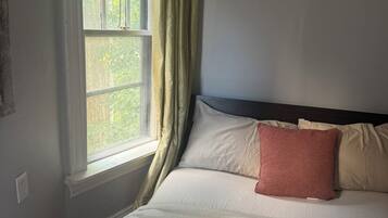 4 slaapkamers, een strijkplank/strijkijzer, wifi, beddengoed
