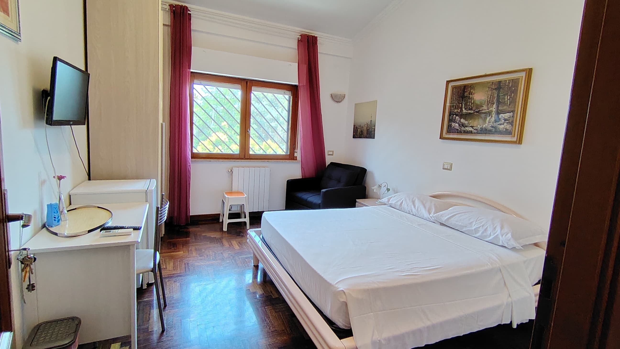 Habitació doble Comfort, no fumadors | Escriptori i wifi gratuïta 