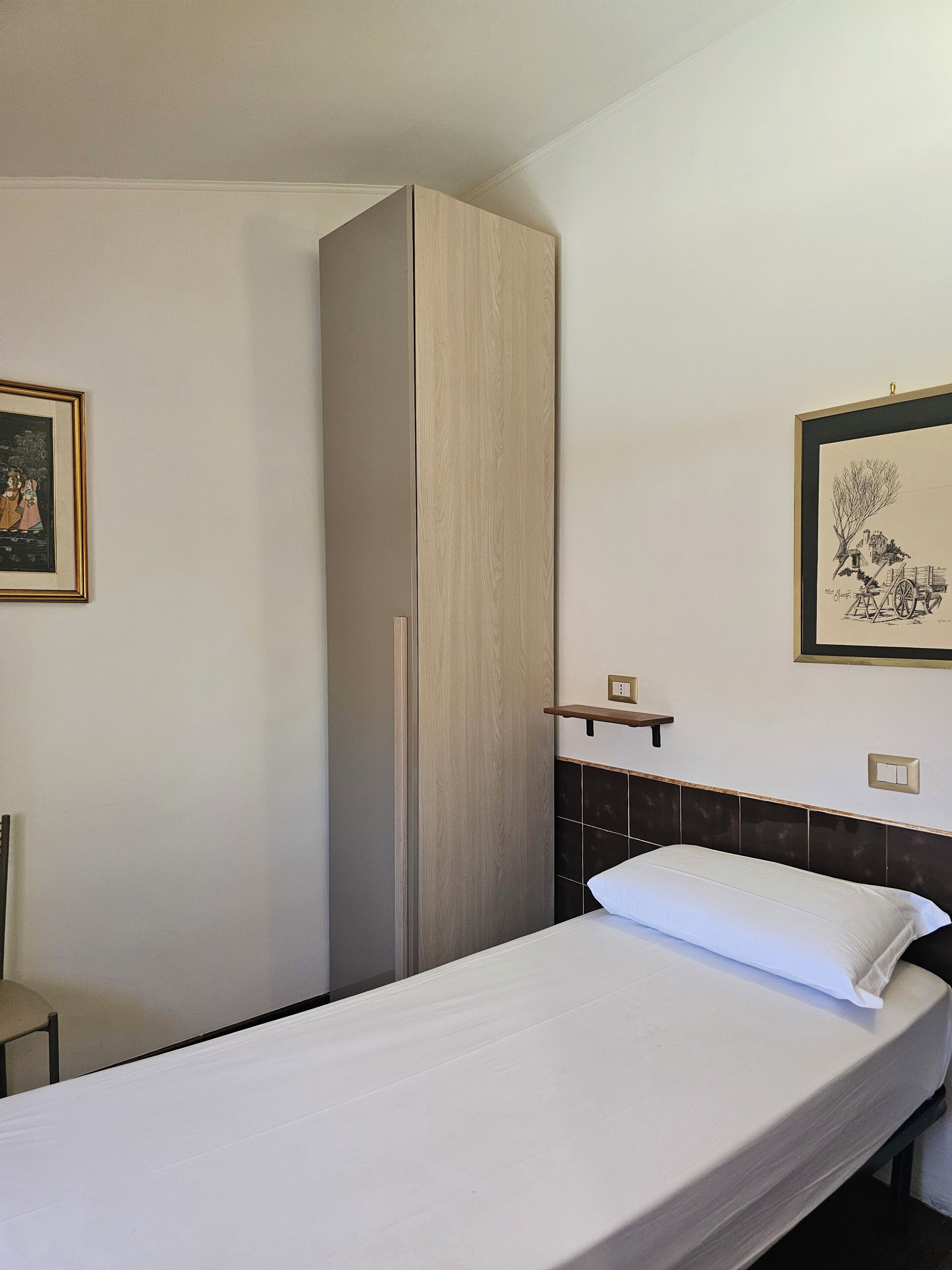 Habitació individual Comfort, no fumadors | Escriptori i wifi gratuïta 