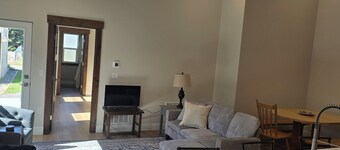 Brand new peaceful 3-bedroom townhome with AC in charming Helena