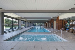 Indoor pool - Exclusive Stays - Freshwater Place (Southbank)