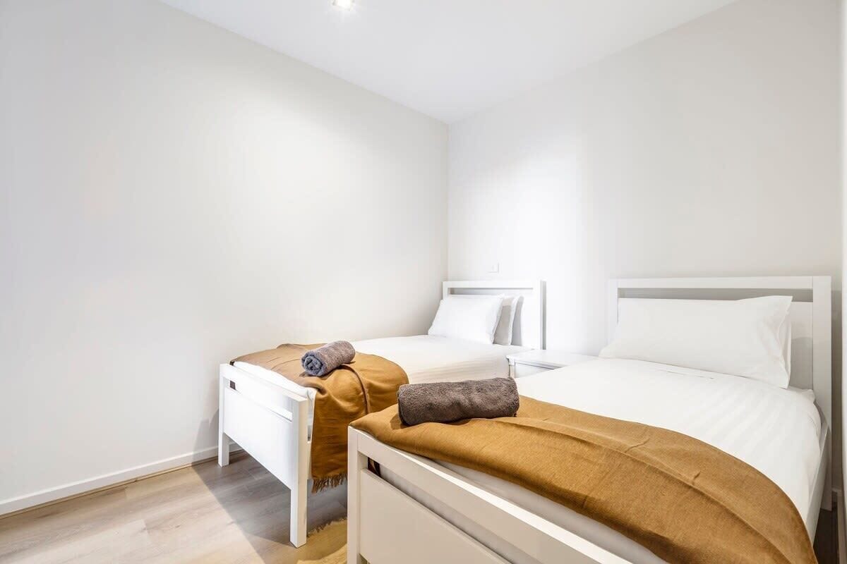 2 Schlafzimmer, Bügeleisen/Bügelbrett, WLAN, Bettwäsche