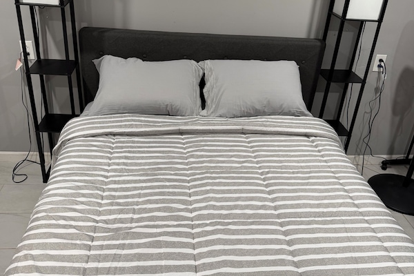 1 bedroom, WiFi, bed sheets