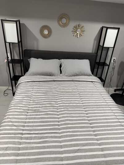 Peaceful 1-bedroom house in charming Irvington perfect for relaxing