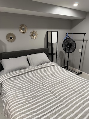 1 bedroom, WiFi, bed sheets