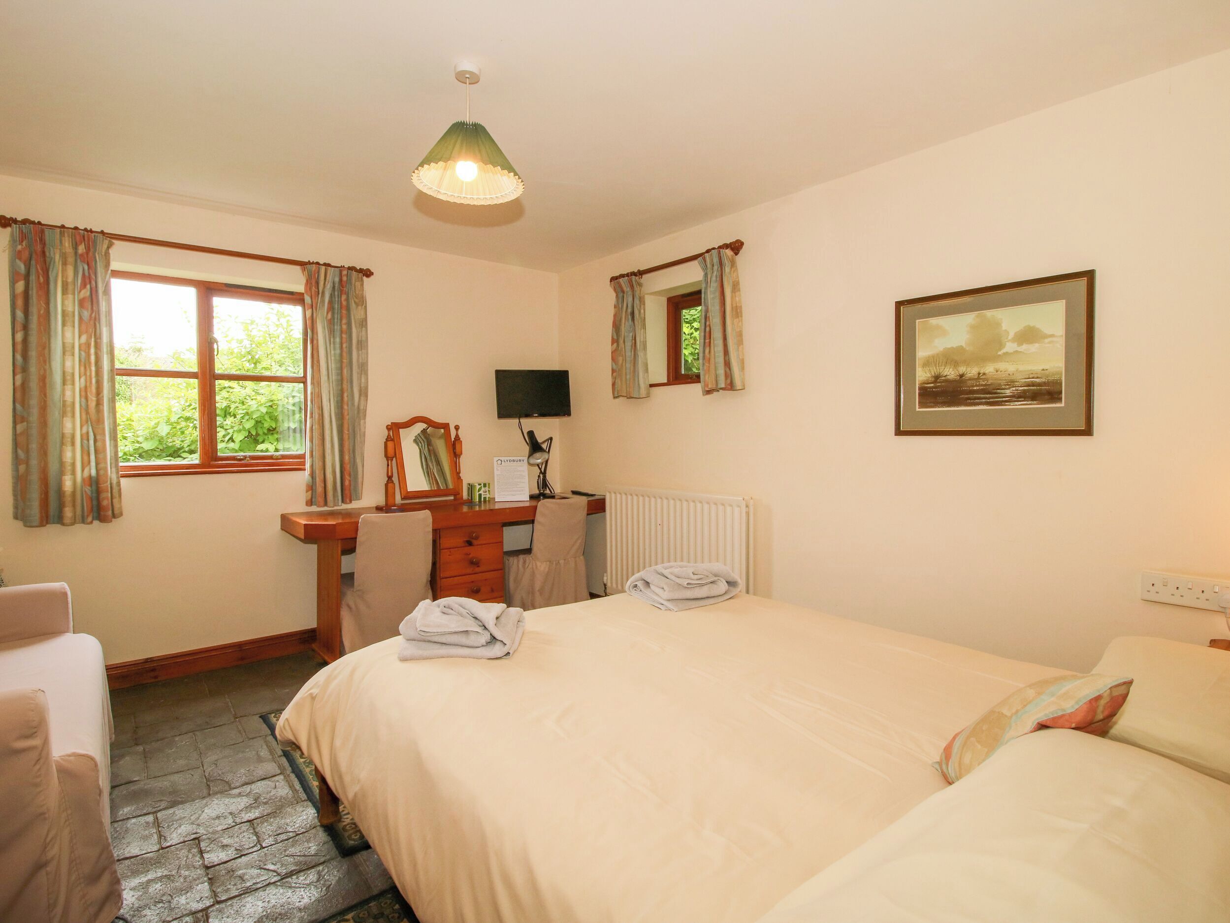 Apartment 1, Pet Friendly, With A Garden In Lydbury North - Shropshire
