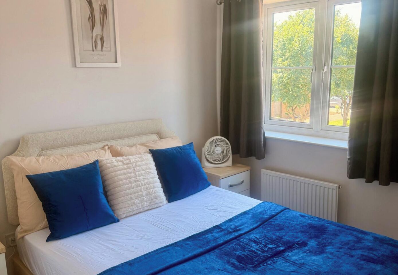 Iron/ironing board, WiFi, bed sheets