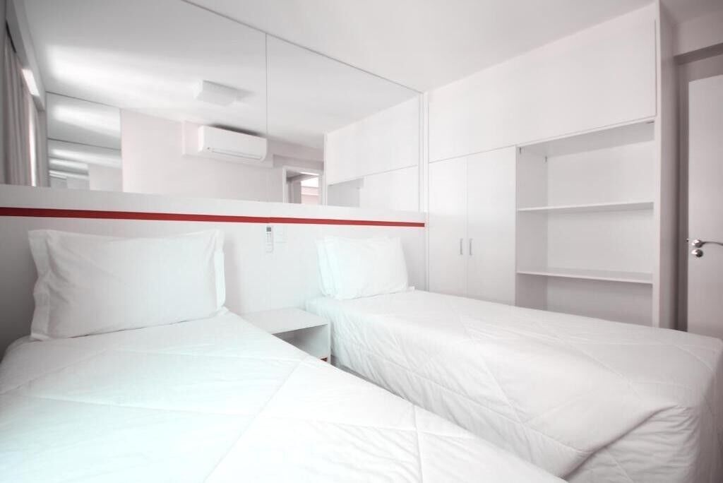 Wi-Fi de cortesia, roupa de cama