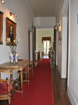 Lobby - Discover Petrópolis History| Beautifully Designed Colonial Unit | Onsite Pool (Rio de Janeiro)
