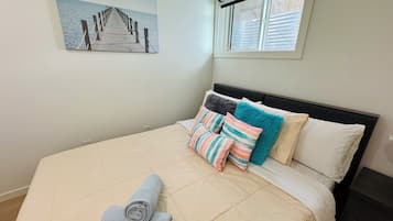 2 Schlafzimmer, Schreibtisch, Bügeleisen/Bügelbrett, kostenloses WLAN