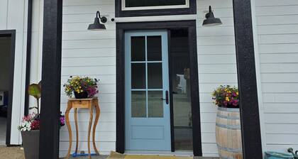 Welcome to IC Acres, Where you find Country Charm with stylish farmhouse living