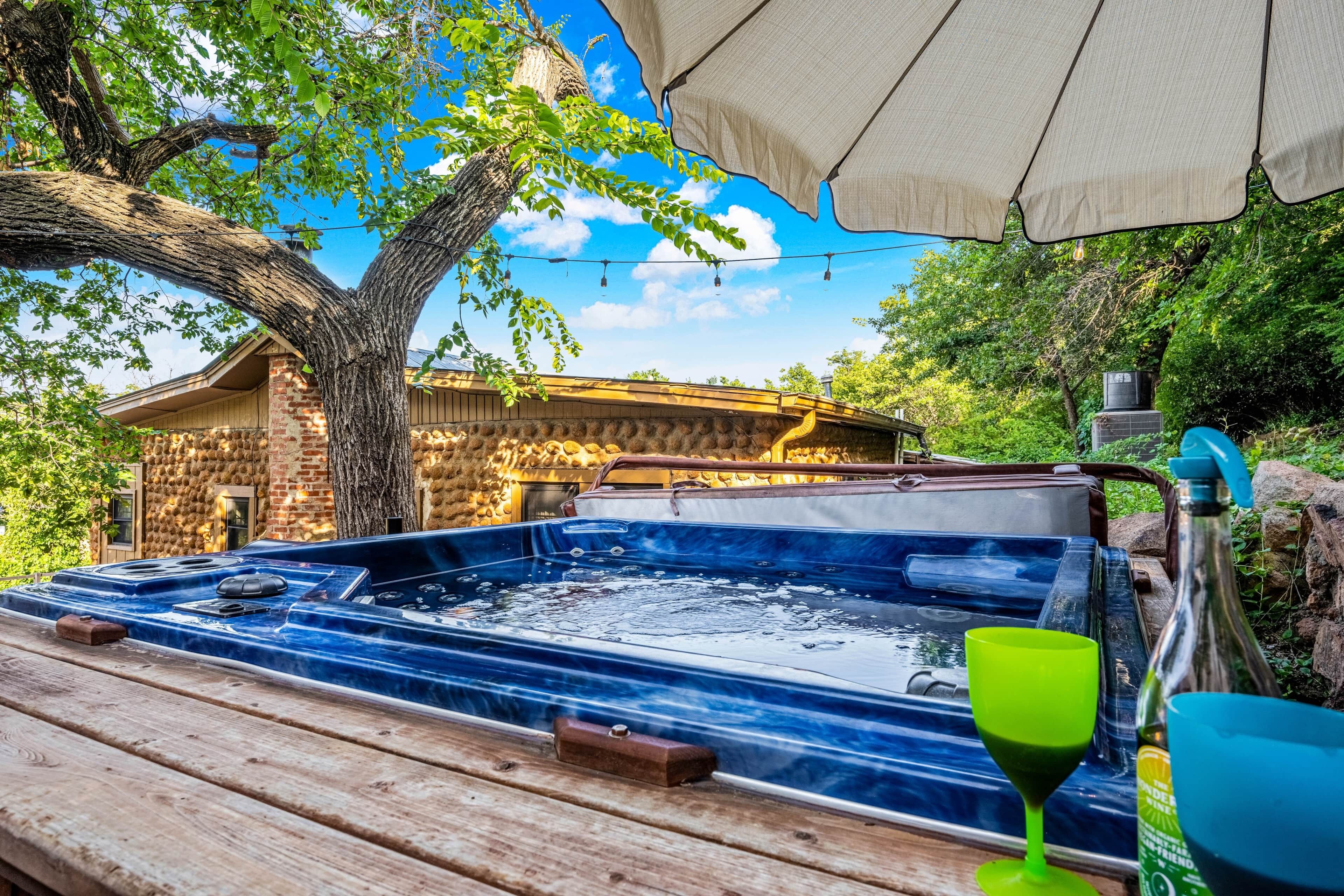 Bañera de hidromasaje al aire libre
