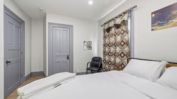 6 chambres, fer et planche à repasser, Wi-Fi, draps fournis