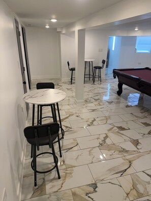 Spielezimmer