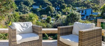 Oscar's Cottage by Waiheke Pure, charming, renovated, central