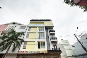 Exterior - LYS HOTEL (Buon Ma Thuot)