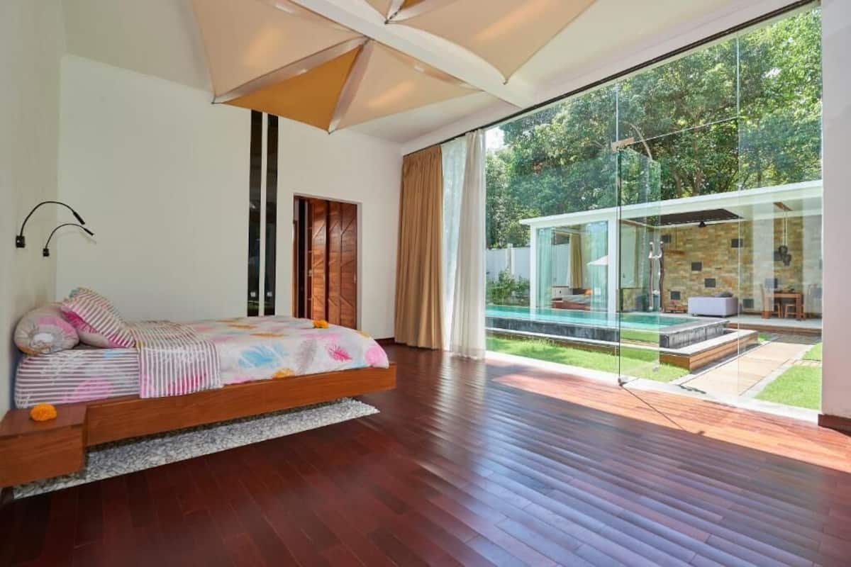 Biệt thự, 2 phòng ngủ, sân hiên, quang cảnh hồ bơi | Bàn ủi/dụng cụ ủi quần áo, truy cập Internet không dây miễn phí