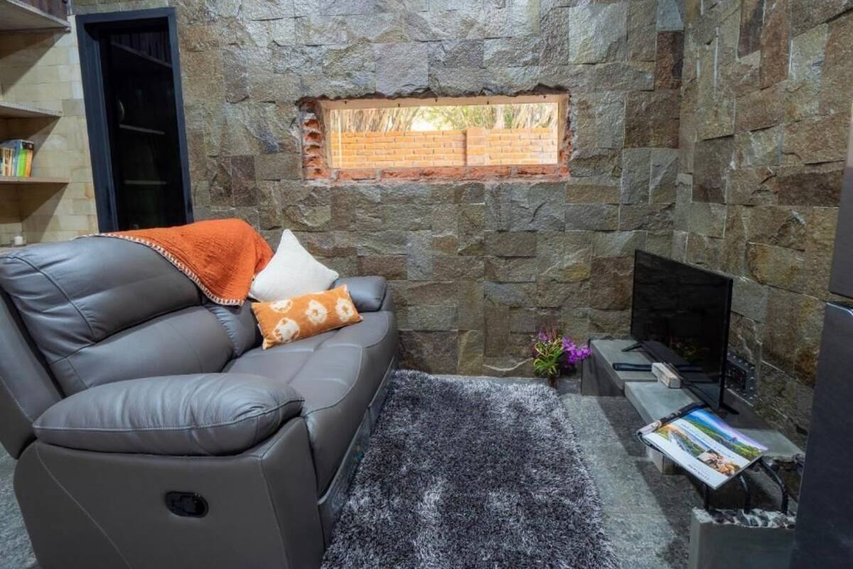 Villa, 1 King Bed, Patio, Sea View | Living area
