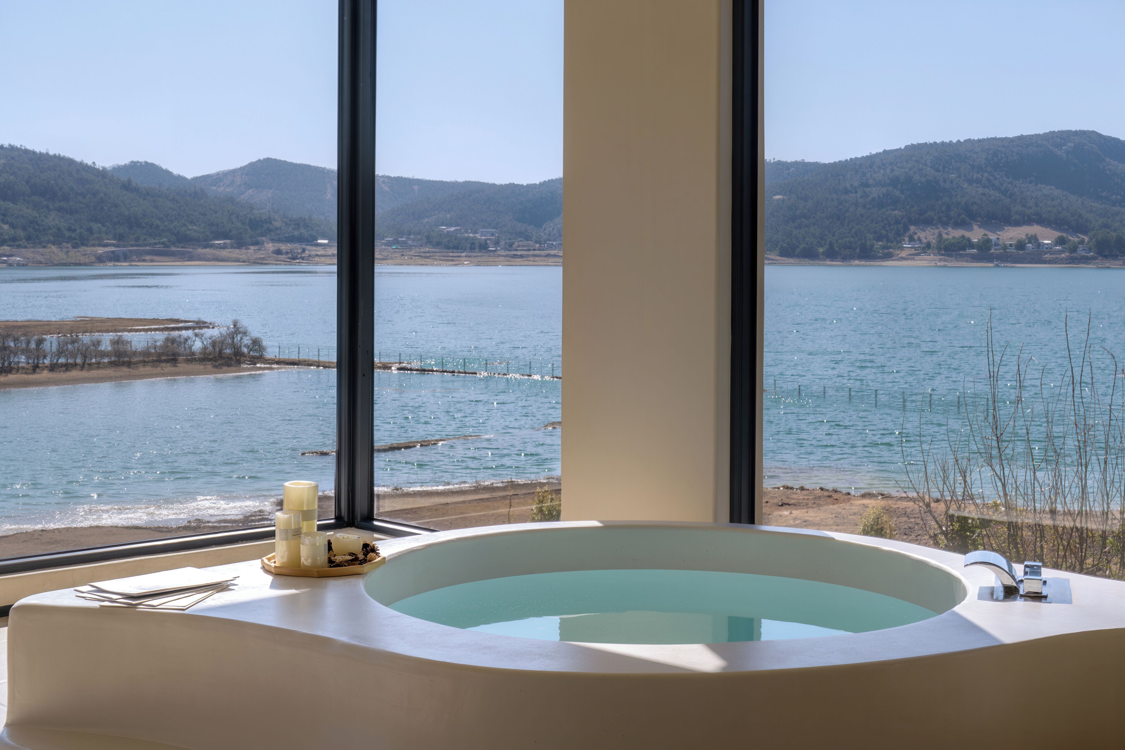 Luxury Double Room, Lake View | Spa