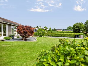 Property grounds - "Snioulf" - 800m from the sea by Interhome (Hejls)