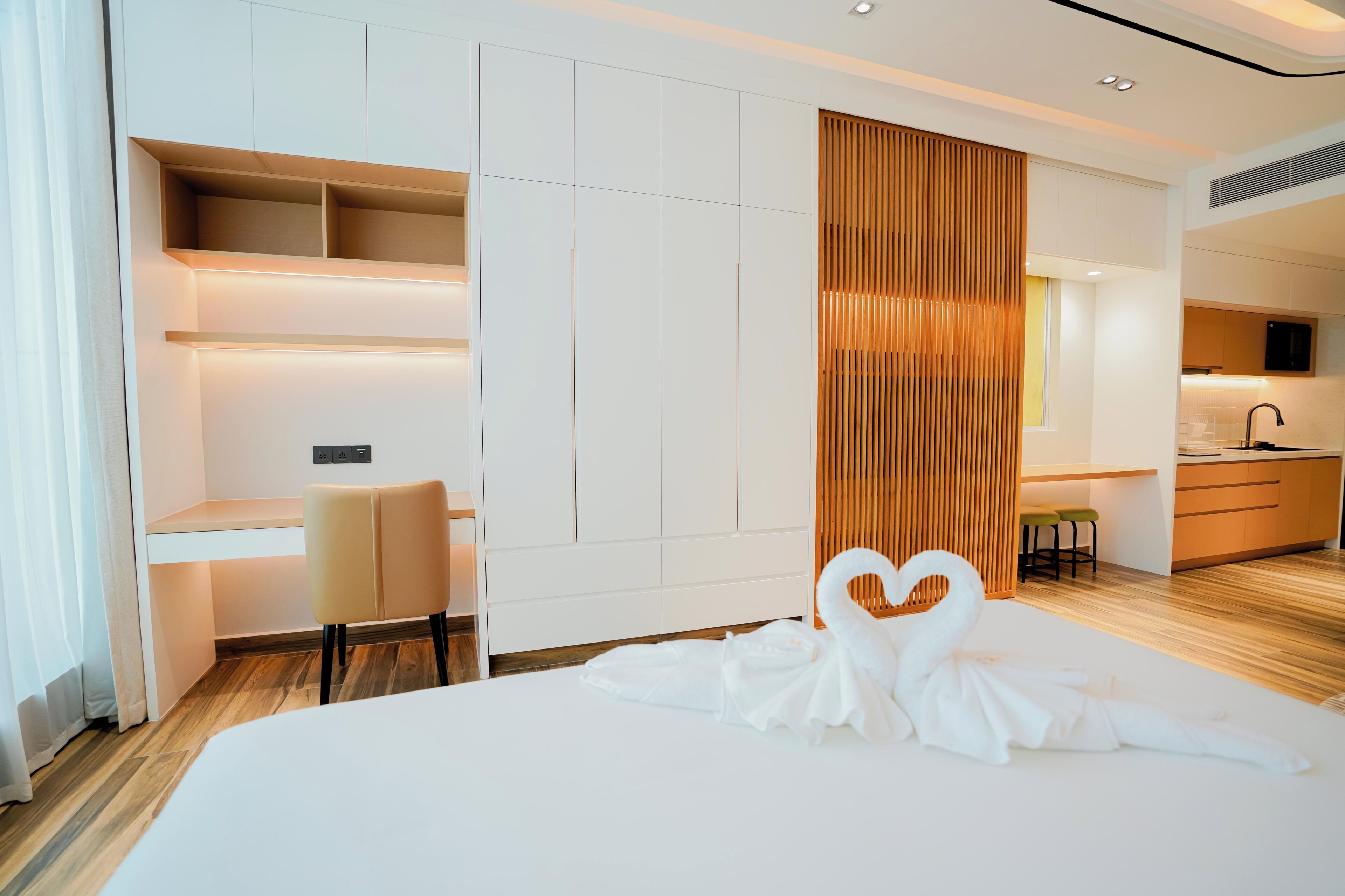 Luxury Studio, City View | Desk, laptop workspace, free WiFi